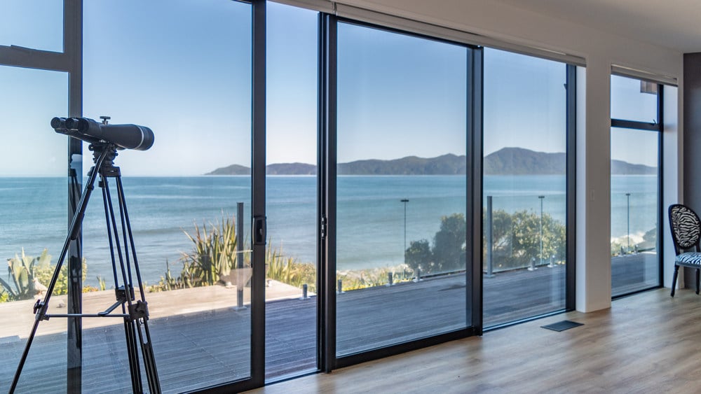 Pros and cons of flush sliding doors
